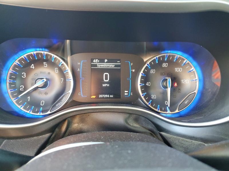 Photo 9 from auction – 2019 CHRYSLER PACIFICA with VIN 2C4RC1BG4KR710655