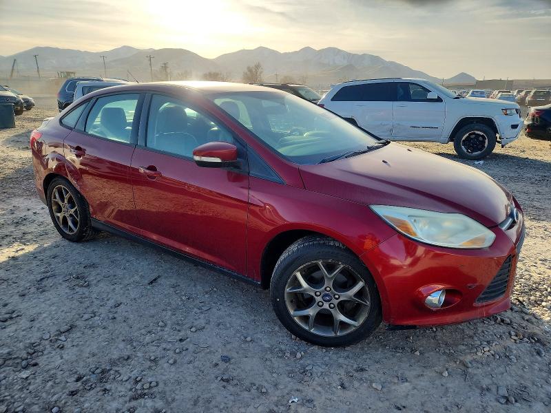 Photo 4 from auction – 2014 FORD FOCUS SE with VIN 1FADP3F22EL145866