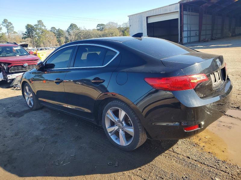 Zdjęcie 2 z aukcji – 2013 ACURA ILX z VIN 19VDE1F74DE004023