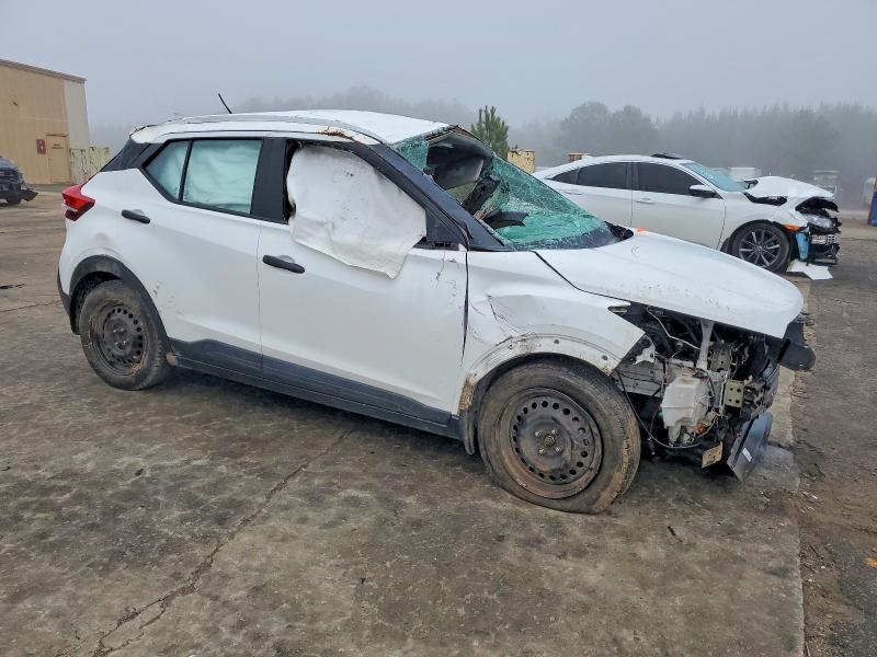 Photo 4 from auction – 2019 NISSAN KICKS S with VIN 3N1CP5CU1KL484533