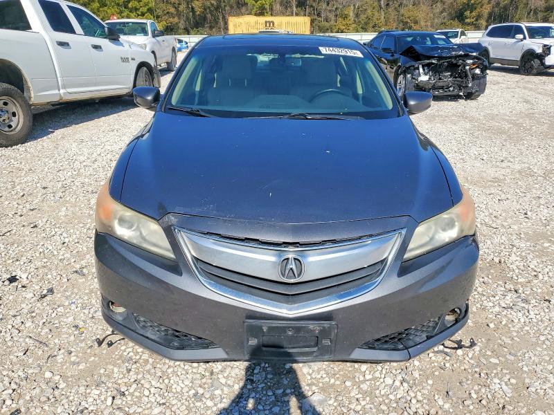 Photo 5 from auction – 2013 ACURA ILX with VIN 19VDE1F54DE000701