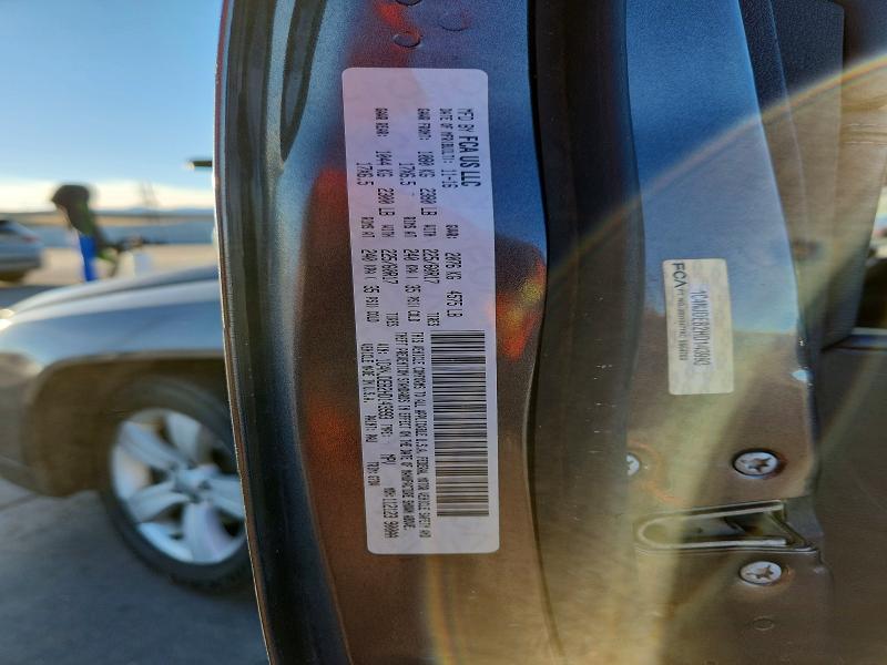 Photo 14 from auction – 2017 JEEP COMPASS LA with VIN 1C4NJDEB2HD143993