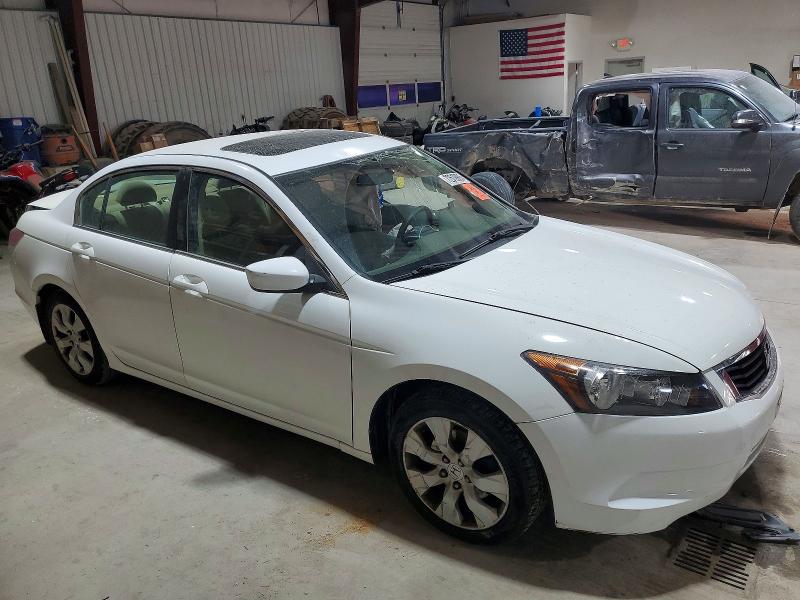Photo 4 from auction – 2010 HONDA ACCORD with VIN 1HGCP2F76AA077381