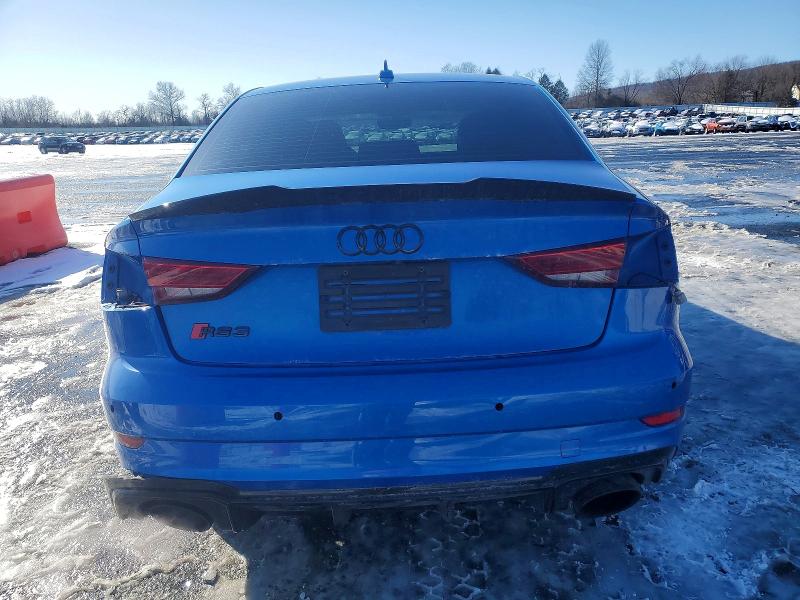 Photo 6 from auction – 2018 AUDI RS3 with VIN WUABWGFF8J1900316