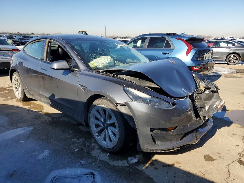 Photo 4 from auction – 2022 TESLA MODEL 3 with VIN 5YJ3E1EB1NF305157