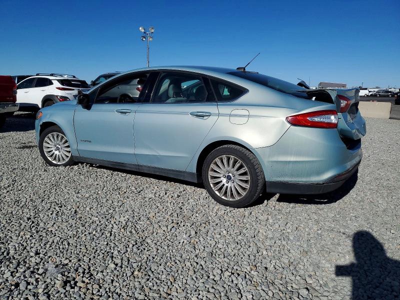 Photo 2 from auction – 2014 FORD FUSION S H with VIN 3FA6P0UU4ER313651