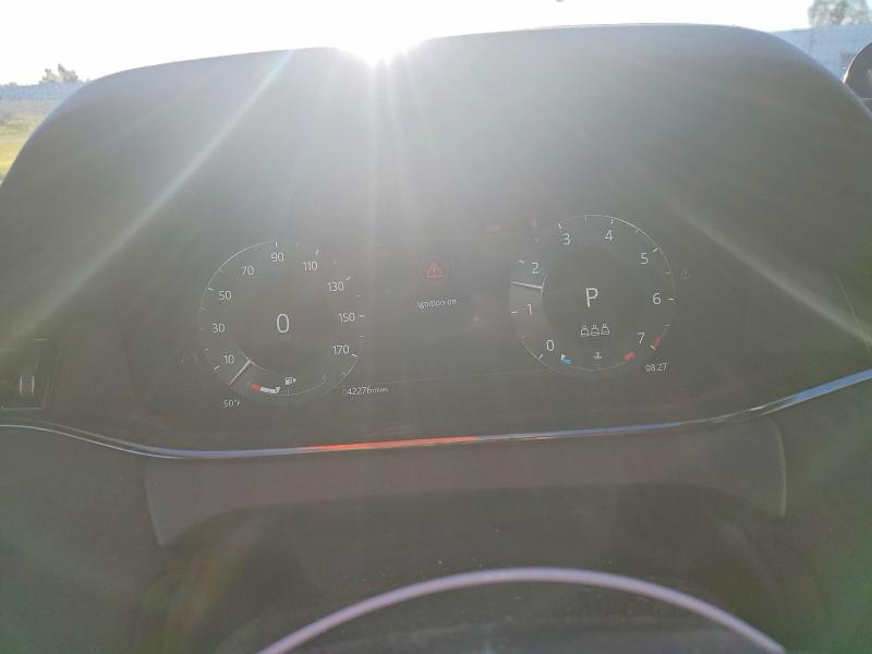 Photo 9 from auction – 2024 LAND ROVER RANGE ROVE with VIN SALZJ2FX2RH263912