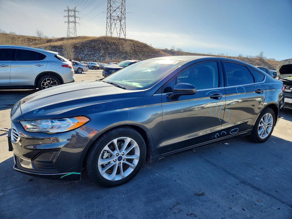 FORD FUSION SE 2020 with VIN 3FA6P0HD8LR170842 - Photo from auction