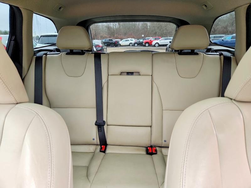 Photo 10 from auction – 2016 VOLVO XC60 with VIN YV449MRK3G2889228