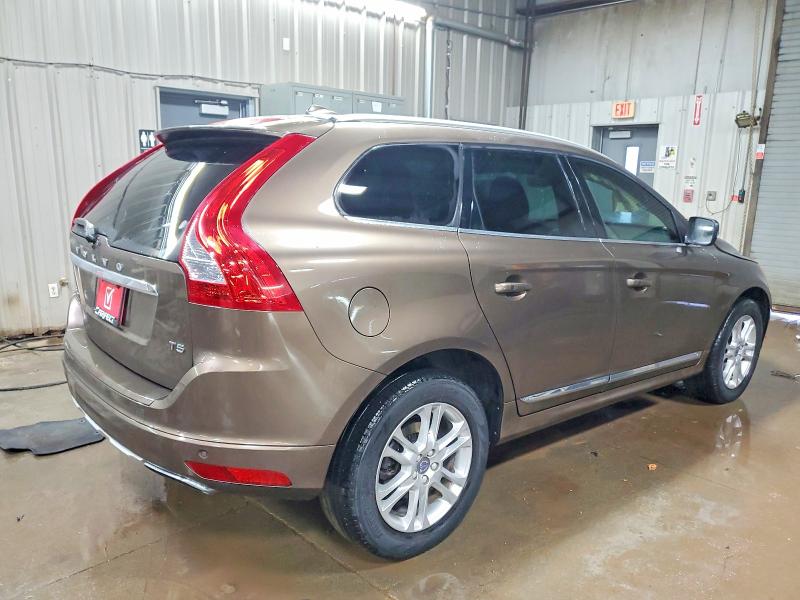 Photo 3 from auction – 2015 VOLVO XC60 with VIN YV440MDKXF2740850
