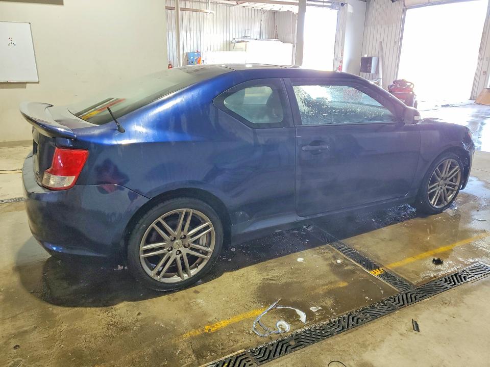 Photo 3 from auction – 2011 TOYOTA SCION TC with VIN JTKJF5C75B3004337