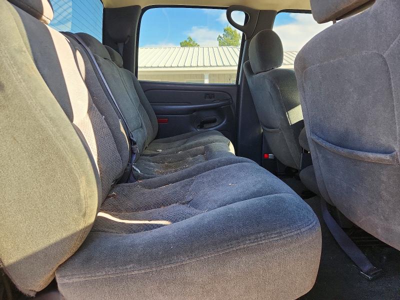 Photo 10 from auction – 2004 CHEVROLET SILVERADO with VIN 1GCHK23244F229807