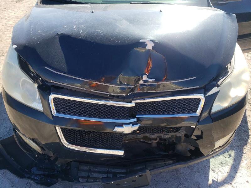 Photo 12 from auction – 2011 CHEVROLET TRAVERSE L with VIN 1GNKVJEDXBJ418341