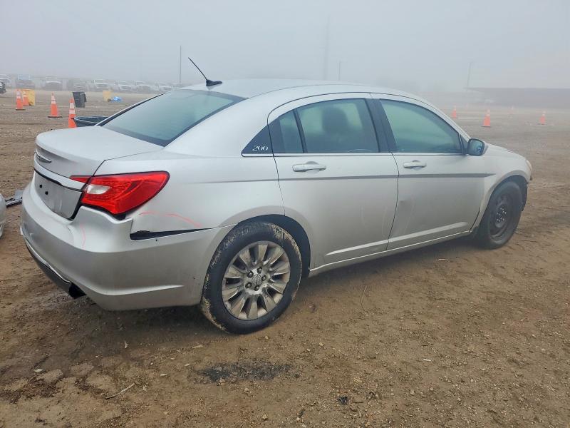 Photo 3 from auction – 2012 CHRYSLER 200 with VIN 1C3CCBAB5CN161004