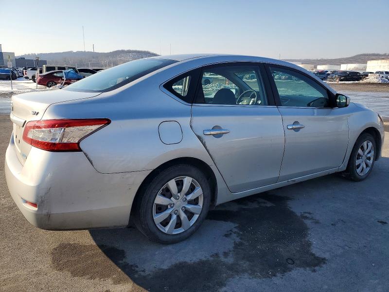 Photo 3 from auction – 2014 NISSAN SENTRA S with VIN 1N4AB7AP7EN854535