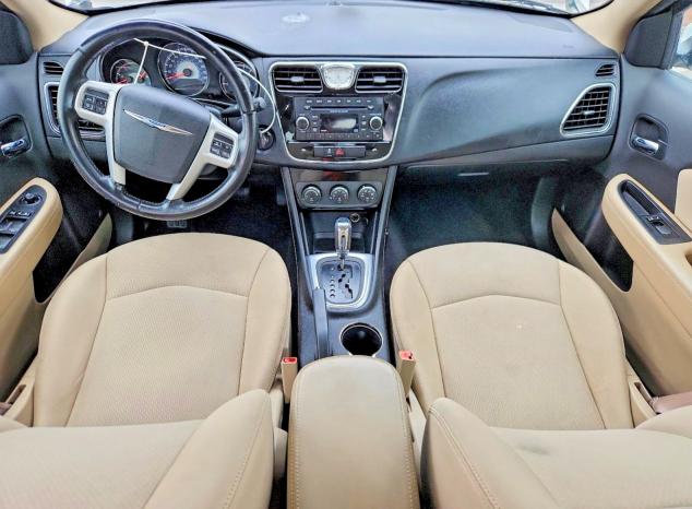 Photo 8 from auction – 2012 CHRYSLER 200 with VIN 1C3CCBBB9CN190651