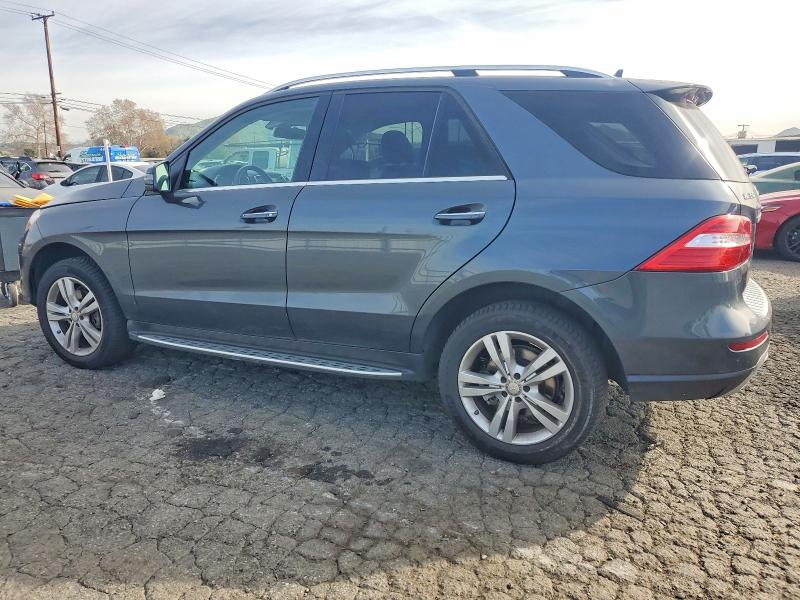 Photo 2 from auction – 2015 MERCEDES-BENZ ML 350 4MA with VIN 4JGDA5HBXFA588702