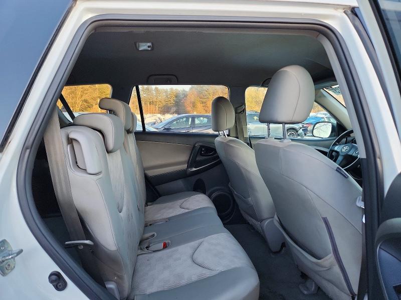 Photo 11 from auction – 2011 TOYOTA RAV4 with VIN 2T3BF4DV2BW132390