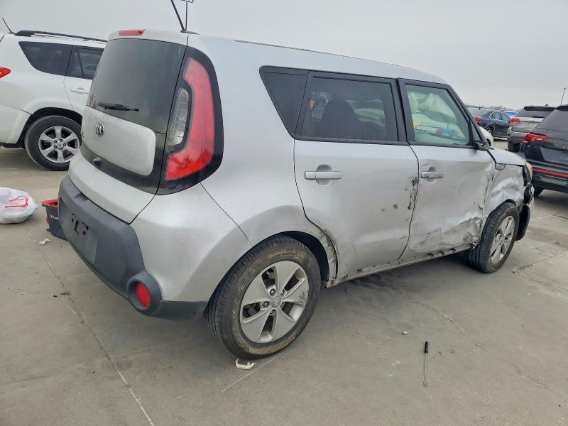 Photo 3 from auction – 2015 KIA SOUL with VIN KNDJN2A27F7752893