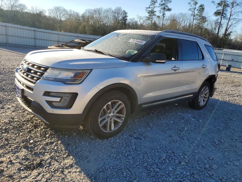 FORD EXPLORER XLT 2017 with VIN 1FM5K7DH4HGC64586 - Photo from auction
