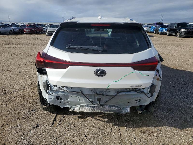 Photo 6 from auction – 2021 LEXUS UX 200 with VIN JTHX3JBH0M2038397