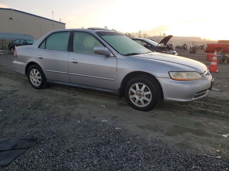 Photo 4 from auction – 2002 HONDA ACCORD with VIN 1HGCG56772A149062