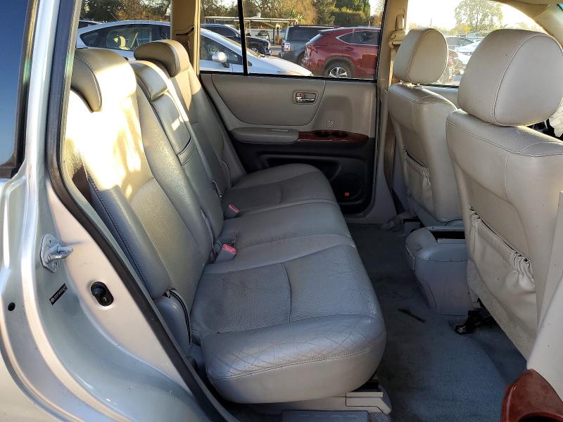 Photo 11 from auction – 2005 TOYOTA HIGHLANDER with VIN JTEDP21A050062453
