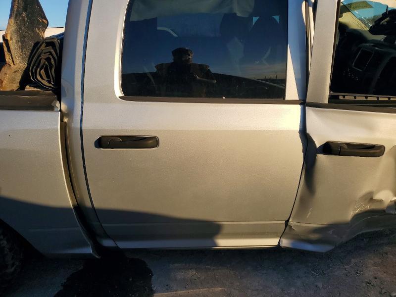 Photo 9 from auction – 2016 RAM 1500 ST with VIN 3C6RR7KT8GG232601