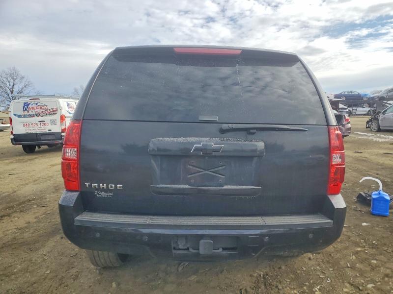Photo 6 from auction – 2011 CHEVROLET TAHOE with VIN 1GNSCBE05BR279262