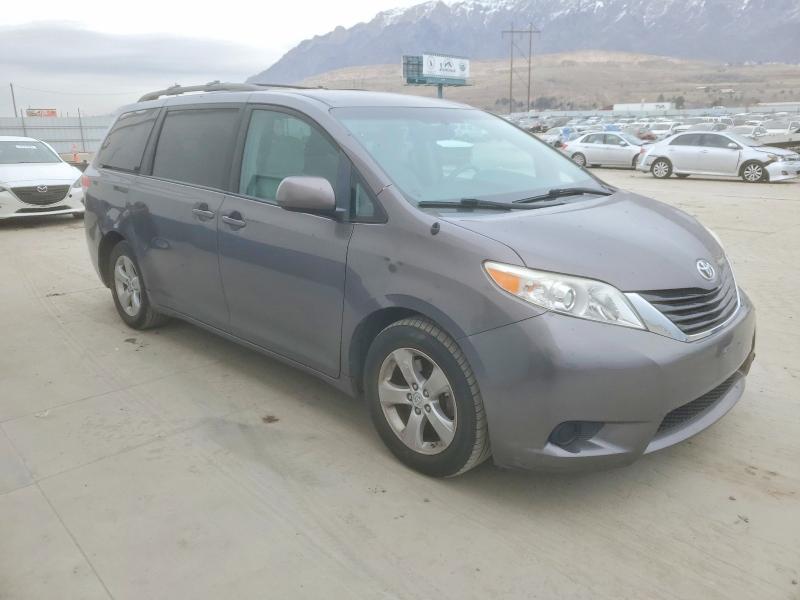 Photo 4 from auction – 2013 TOYOTA SIENNA LE with VIN 5TDKK3DC5DS376592