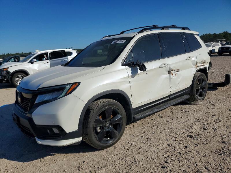 HONDA PASSPORT E 2019 with VIN 5FNYF8H04KB010958 - Photo from auction