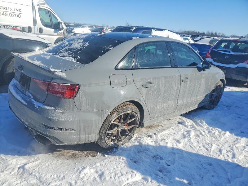 Photo 3 from auction – 2018 AUDI RS3 with VIN WUABWGFF1J1902747