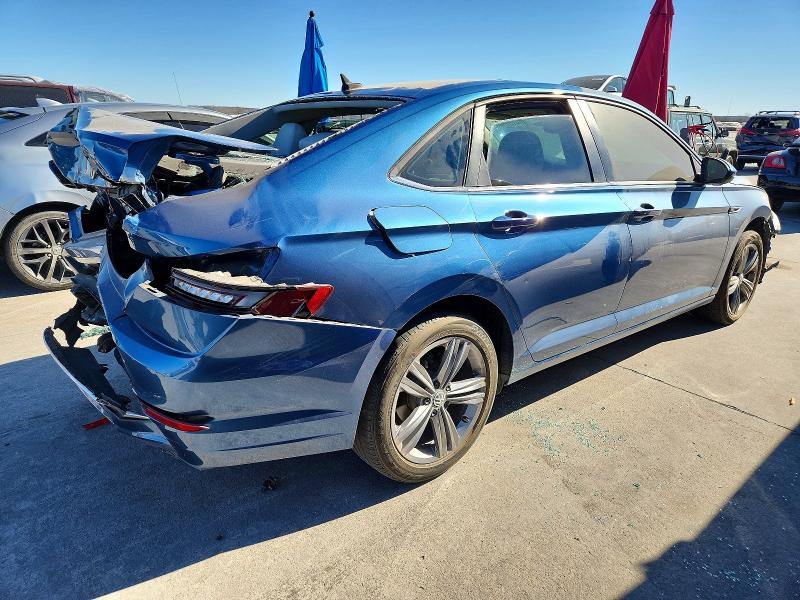 Photo 3 from auction – 2019 VOLKSWAGEN JETTA with VIN 3VWEB7BU5KM237136