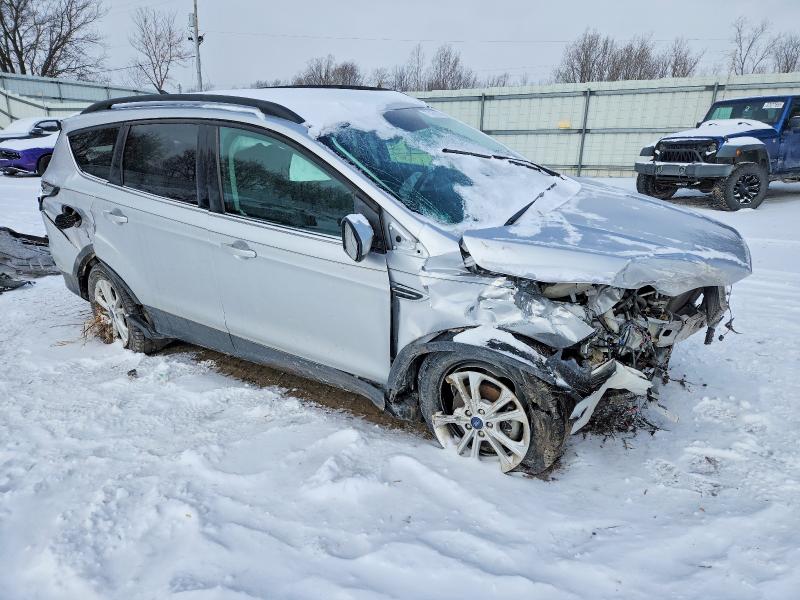 Photo 4 from auction – 2018 FORD ESCAPE SE with VIN 1FMCU0GD5JUC04714