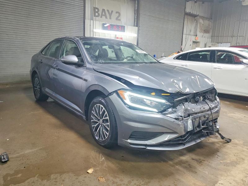 Photo 4 from auction – 2019 VOLKSWAGEN JETTA with VIN 3VWE57BU6KM090350