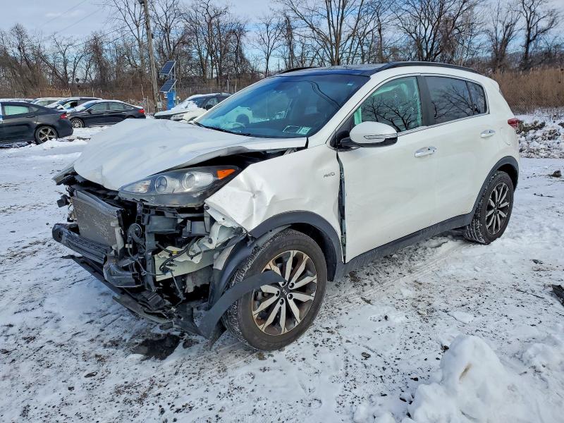 KIA SPORTAGE E 2018 with VIN KNDPNCAC5J7357063 - Photo from auction