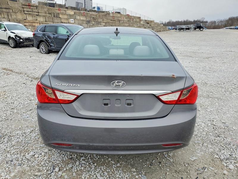 Photo 6 from auction – 2012 HYUNDAI SONATA GLS with VIN 5NPEB4AC4CH319005