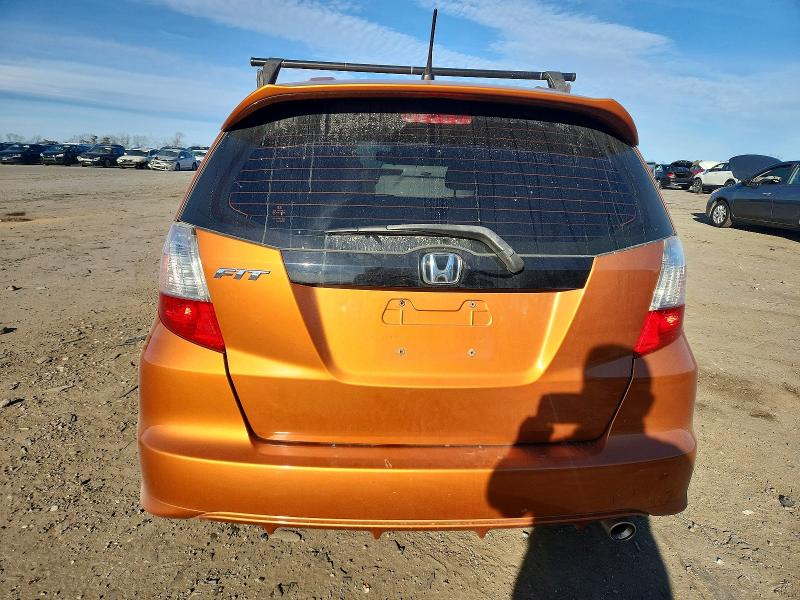 Photo 6 from auction – 2011 HONDA FIT with VIN JHMGE8H69BS005808