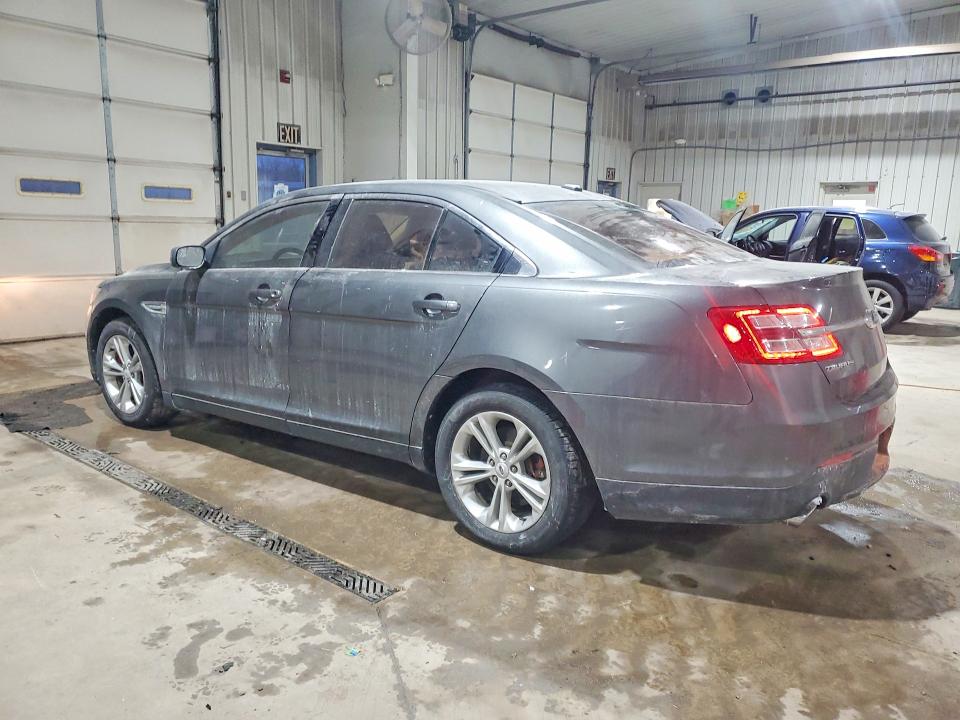 Photo 2 from auction – 2016 FORD TAURUS SE with VIN 1FAHP2D84GG153479