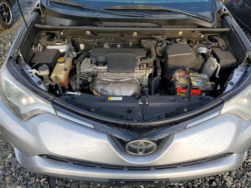 Photo 12 from auction – 2017 TOYOTA RAV4 LE with VIN 2T3BFREV5HW576111