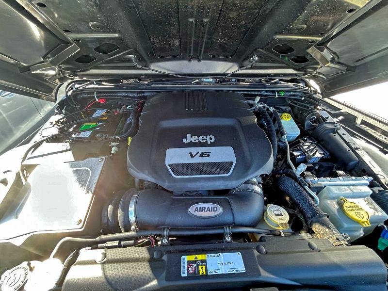 Photo 7 from auction – 2016 JEEP WRANGLER U with VIN 1C4BJWFG9GL235583