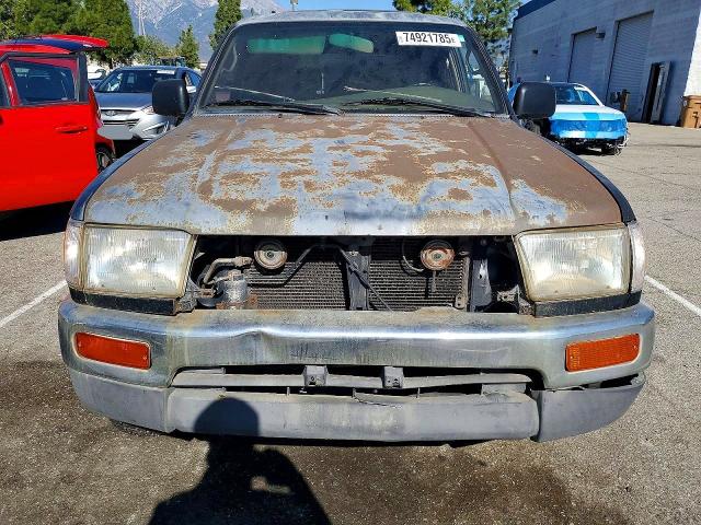 Photo 5 from auction – 1996 TOYOTA 4RUNNER with VIN JT3GN86R6T0016989