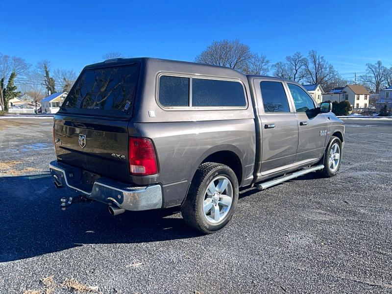 Photo 3 from auction – 2016 RAM 1500 SLT with VIN 3C6RR7LT9GG142758