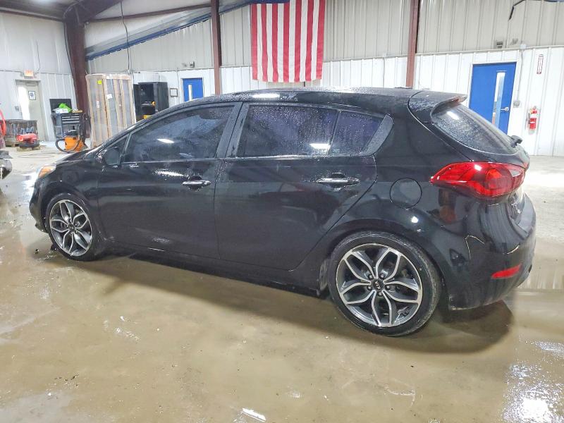 Photo 2 from auction – 2016 KIA FORTE SX with VIN KNAFZ5A39G5546828