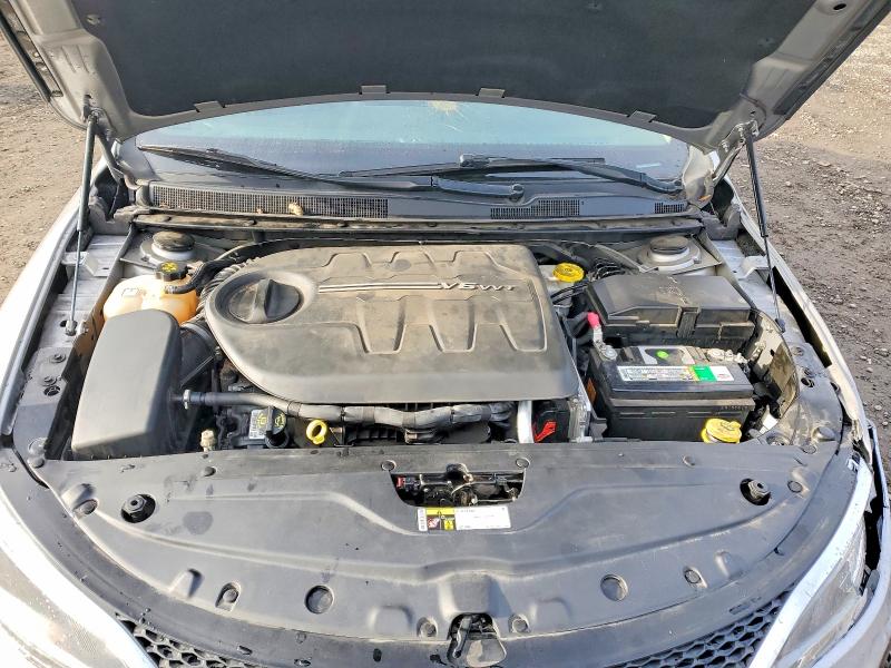 Photo 11 from auction – 2016 CHRYSLER 200 C with VIN 1C3CCCCG0GN122969