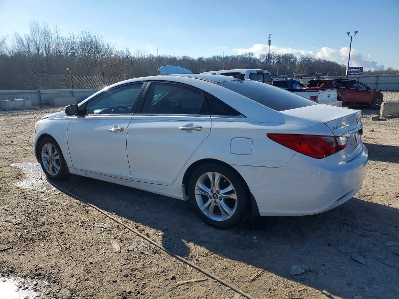 Photo 2 from auction – 2012 HYUNDAI SONATA SE with VIN 5NPEC4AC0CH366755
