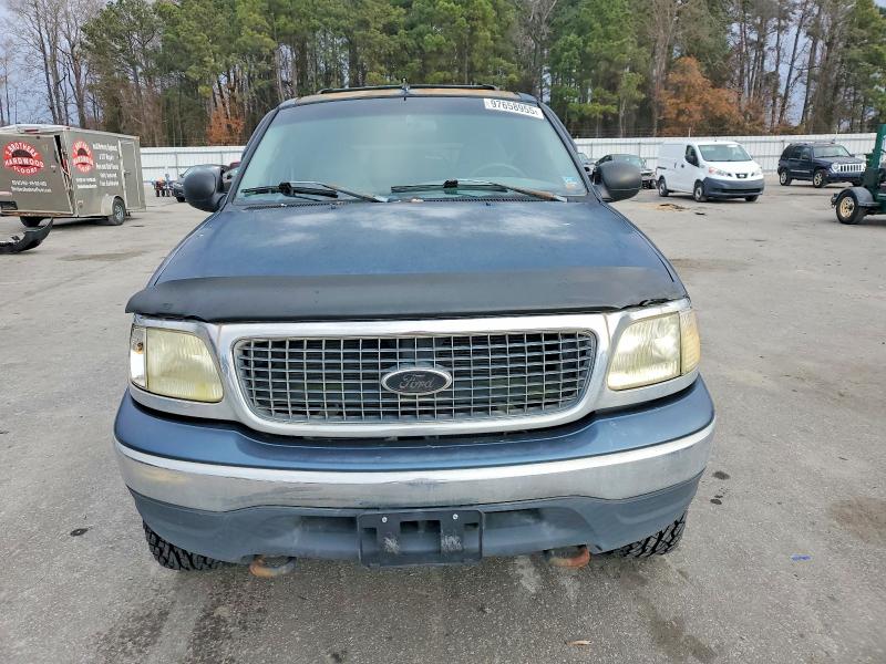 Photo 5 from auction – 2002 FORD EXPEDITION with VIN 1FMRU16W62LA91379