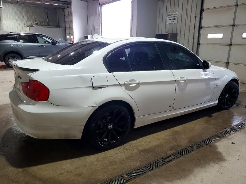Photo 3 from auction – 2010 BMW 328 XI with VIN WBAPK7C54AA458156