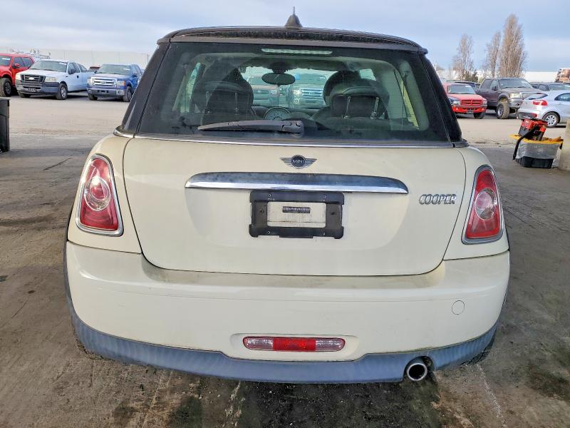 Photo 6 from auction – 2013 MINI COOPER with VIN WMWSU3C55DT681666