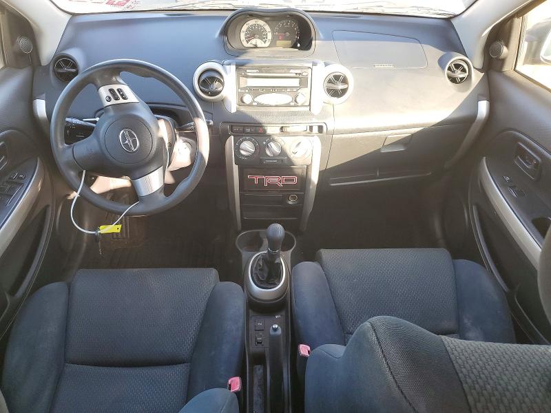 Photo 8 from auction – 2006 TOYOTA SCION XA with VIN JTKKT624960148393